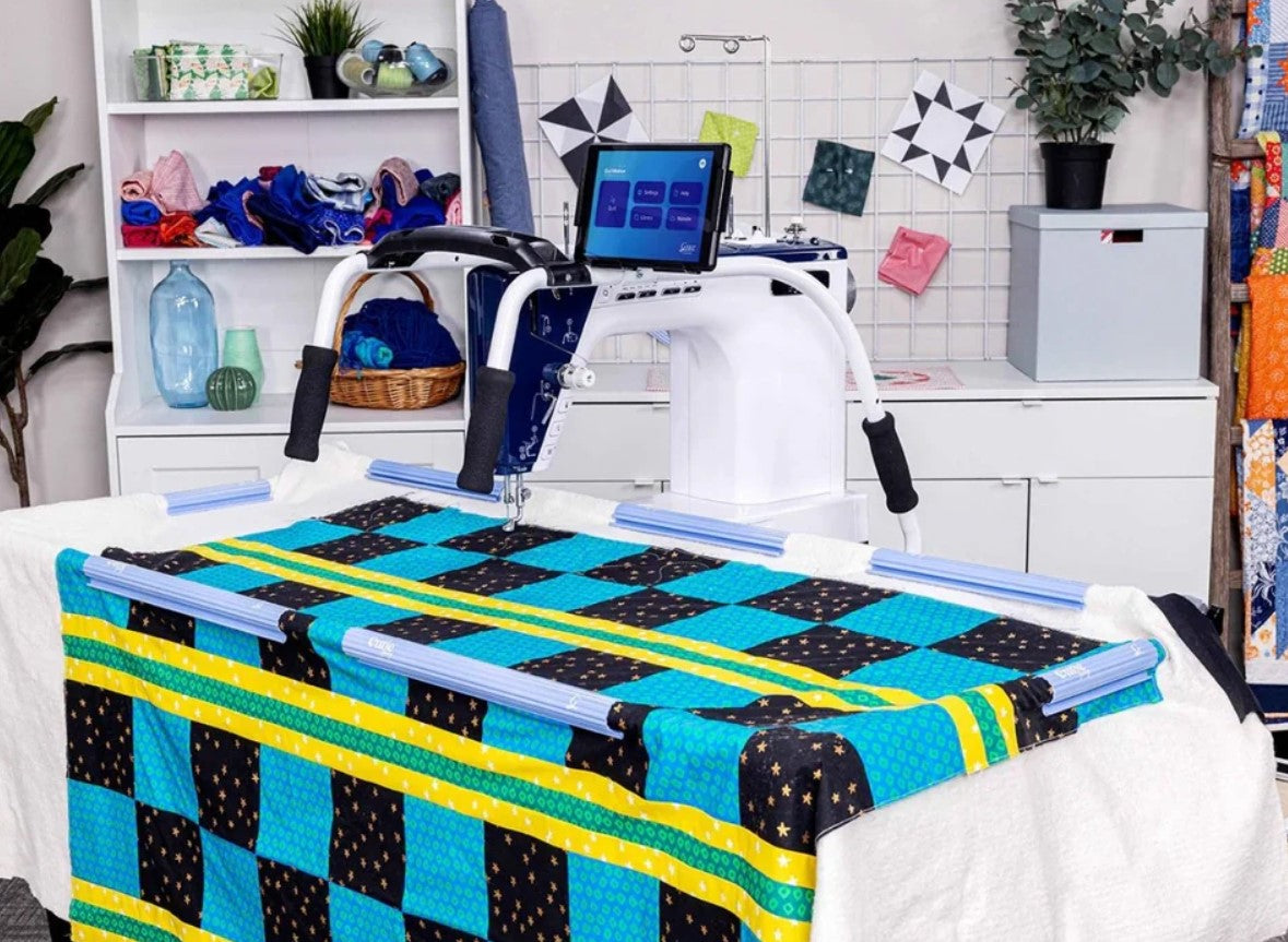 Little Rebel, Cutie Breeze Frame & Quilt Motion X