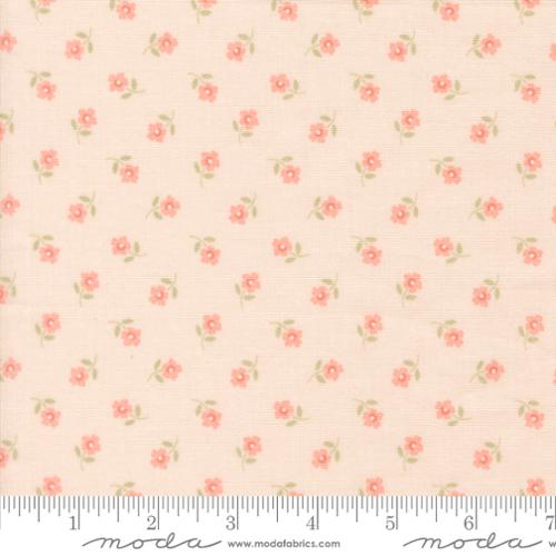 Handmade Sweetness Quilt - Posies Small Floral Blush - 31794 15QC-MO