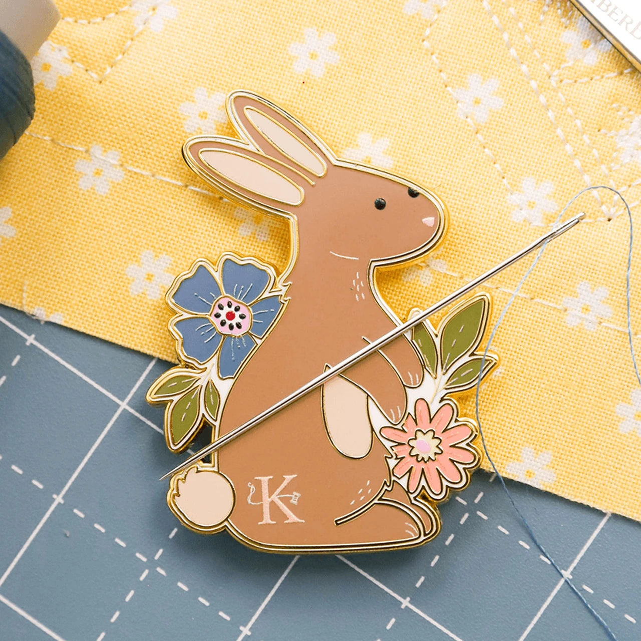 [PRE-ORDER] Cottontail Farm Needle Minder