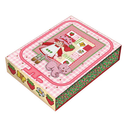 [Pre-Order] Strawberry Shortcake™ Dolls & Doll Quit Fabric Kit