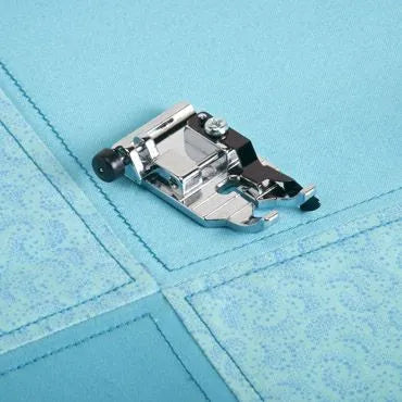 1/4" Quilting Foot with Guide & Lock Pin